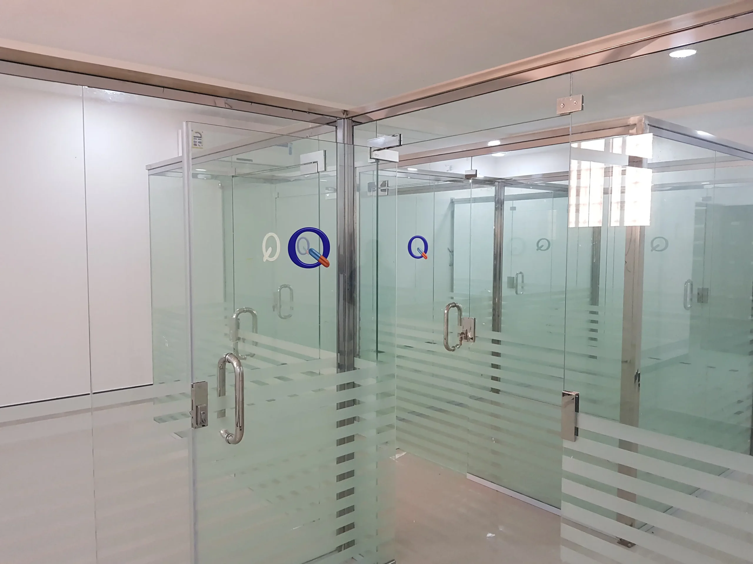 انشاء وتجهيز المقر الادارى لمجموعة القفارى الطبية